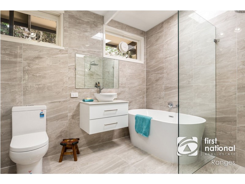 13 St James Avenue, Kallista VIC 3791