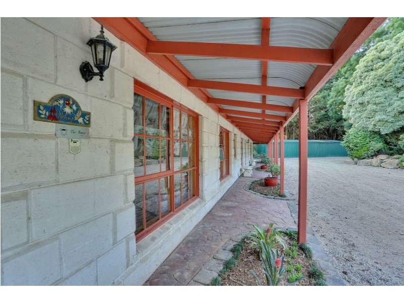 5 Pinnocks Road, Emerald VIC 3782