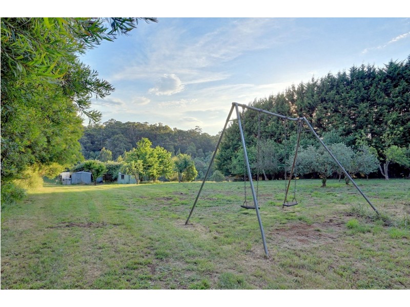 5 Pinnocks Road, Emerald VIC 3782