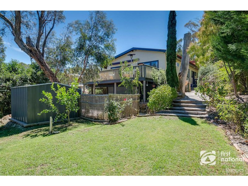 4 Vernon Street, Upper Ferntree Gully VIC 3156
