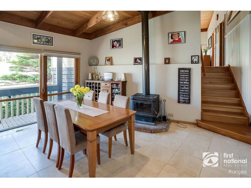 4 Vernon Street, Upper Ferntree Gully VIC 3156