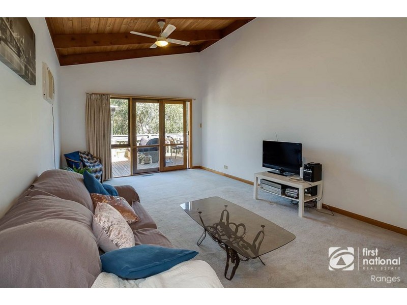 4 Vernon Street, Upper Ferntree Gully VIC 3156