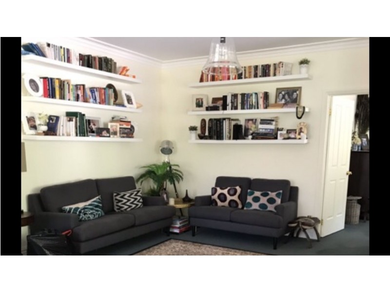 10 Charman Avenue, Emerald VIC 3782