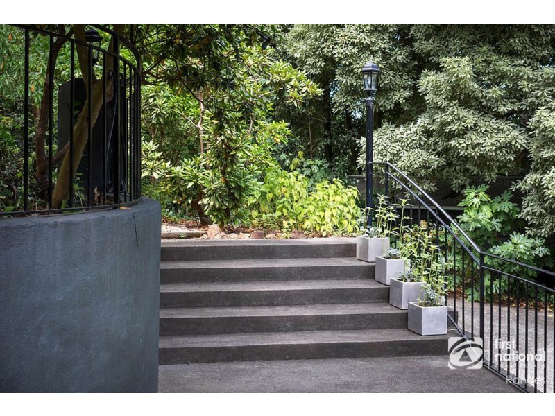 2 Victoria Grove, Ferny Creek VIC 3786