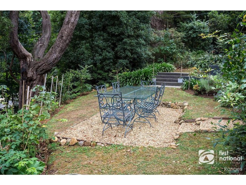 2 Victoria Grove, Ferny Creek VIC 3786