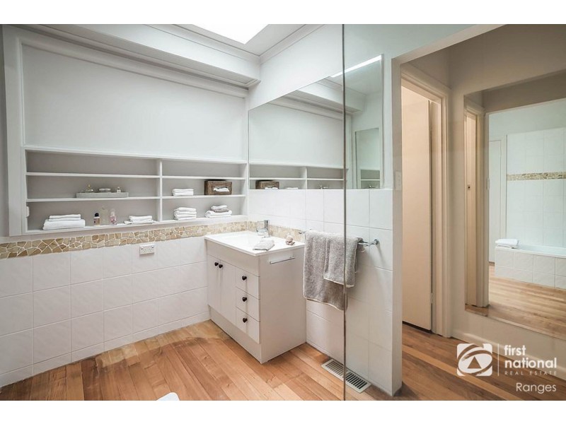 2 Victoria Grove, Ferny Creek VIC 3786