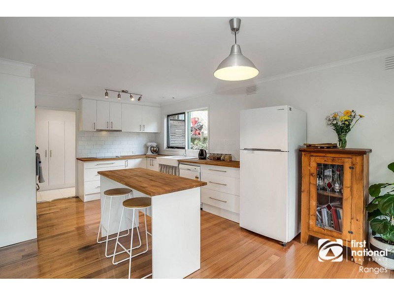 6 Colombo Road, Belgrave VIC 3160