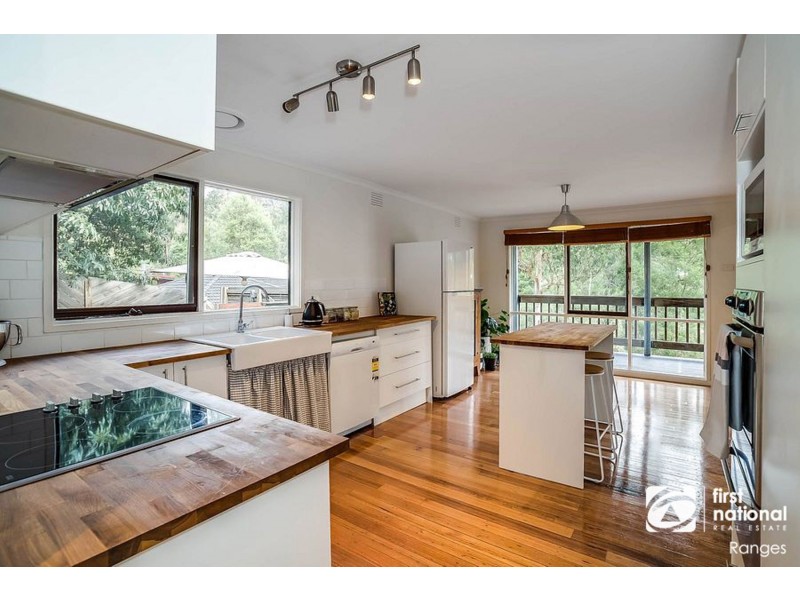 6 Colombo Road, Belgrave VIC 3160