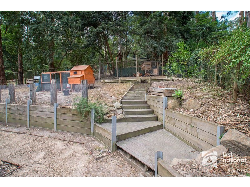 6 Colombo Road, Belgrave VIC 3160