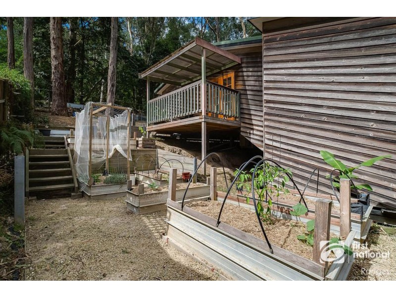 6 Colombo Road, Belgrave VIC 3160
