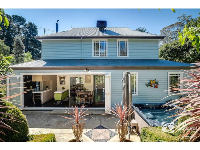 2 Kenneth Avenue, Sassafras VIC 3787