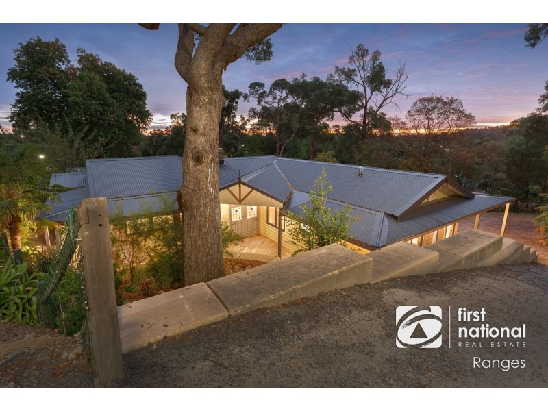 15 Kitchener Road, Tecoma VIC 3160