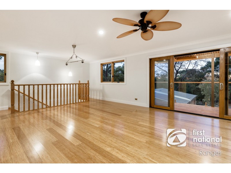 15 Kitchener Road, Tecoma VIC 3160