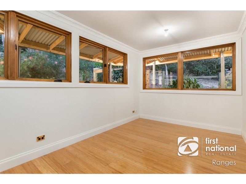 15 Kitchener Road, Tecoma VIC 3160
