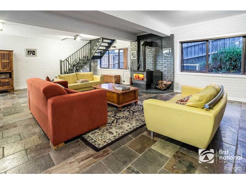 16 Gordon Avenue, Montrose VIC 3765