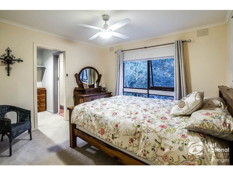 16 Gordon Avenue, Montrose VIC 3765