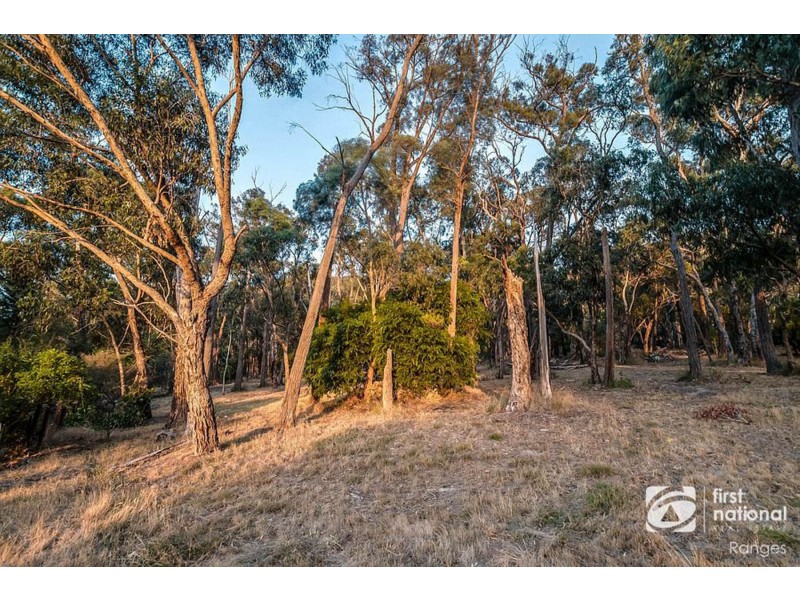 16 Gordon Avenue, Montrose VIC 3765