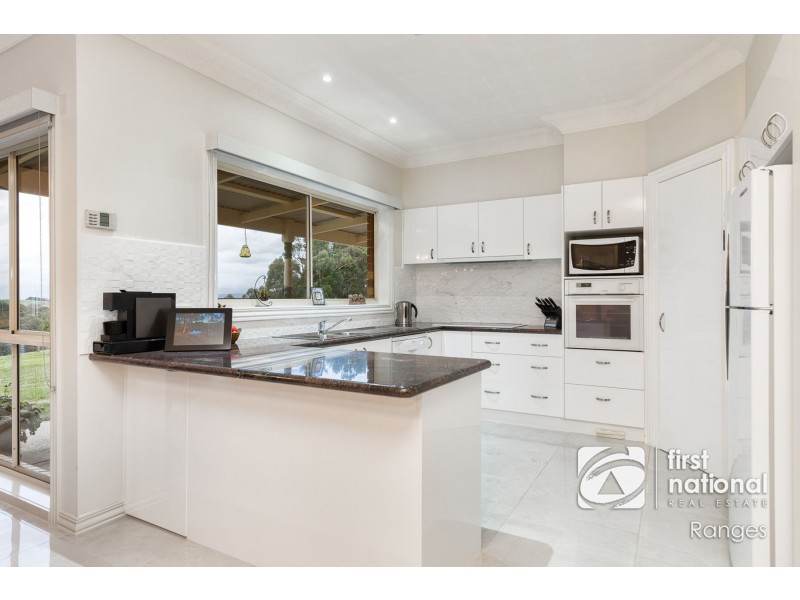 135 Phillip Road, Avonsleigh VIC 3782