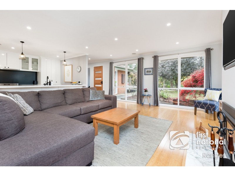 8 Old Beaconsfield Road, Emerald VIC 3782