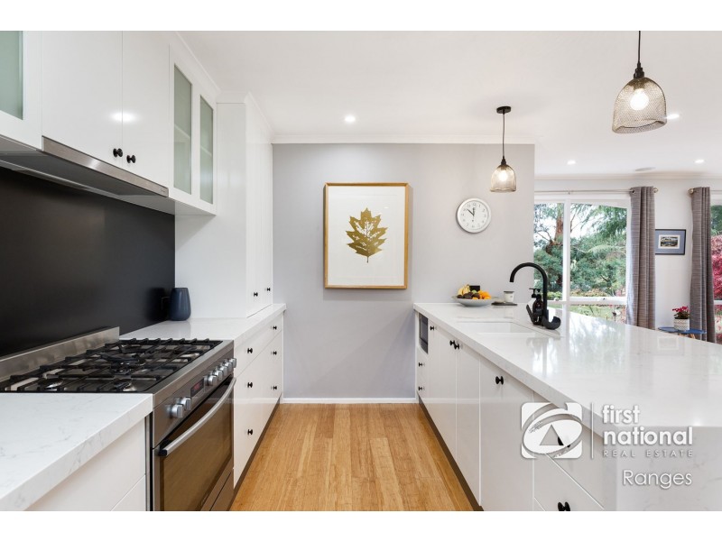 8 Old Beaconsfield Road, Emerald VIC 3782