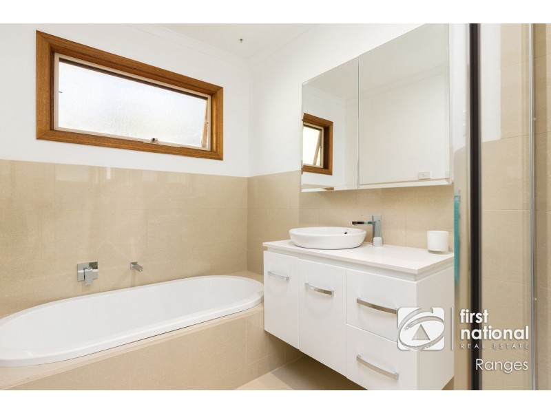 50 First Avenue, Cockatoo VIC 3781