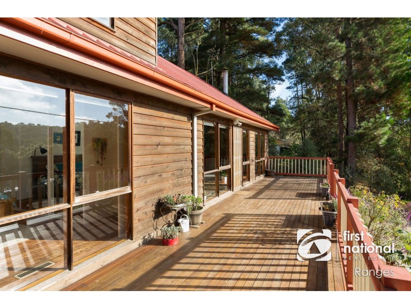 50 First Avenue, Cockatoo VIC 3781