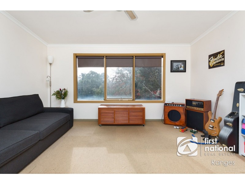 50 First Avenue, Cockatoo VIC 3781