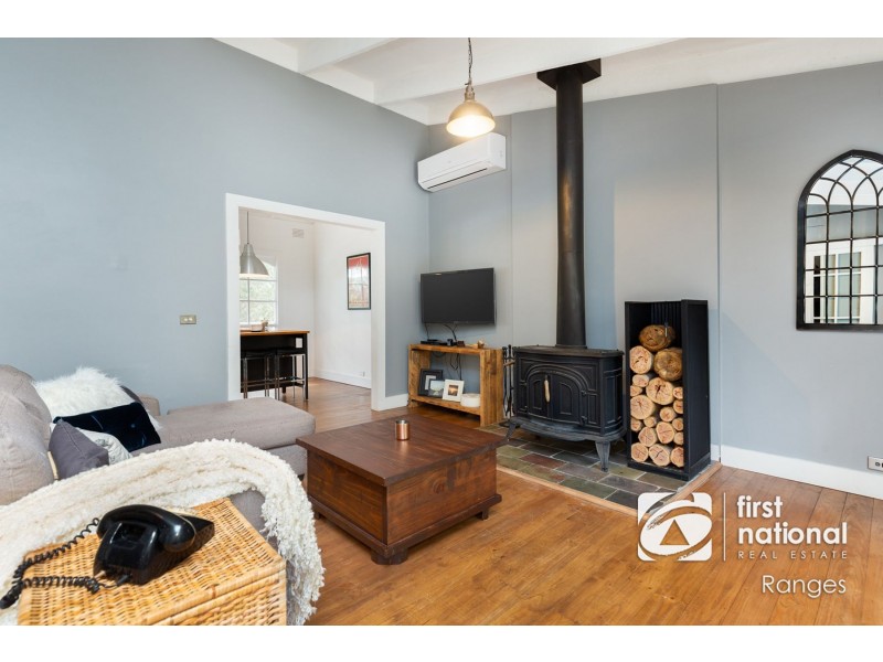 5 Waratah Avenue, Belgrave VIC 3160