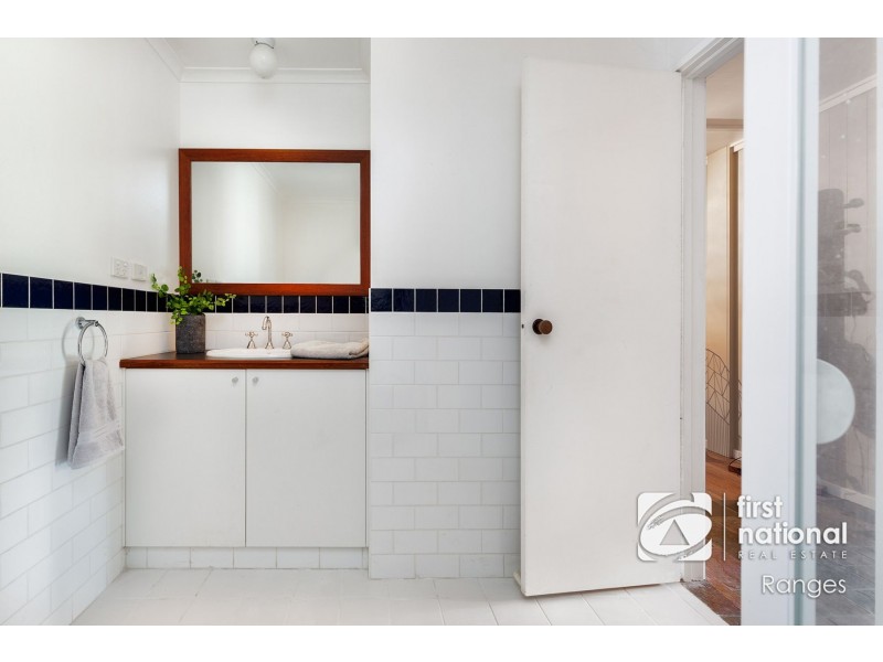 5 Waratah Avenue, Belgrave VIC 3160