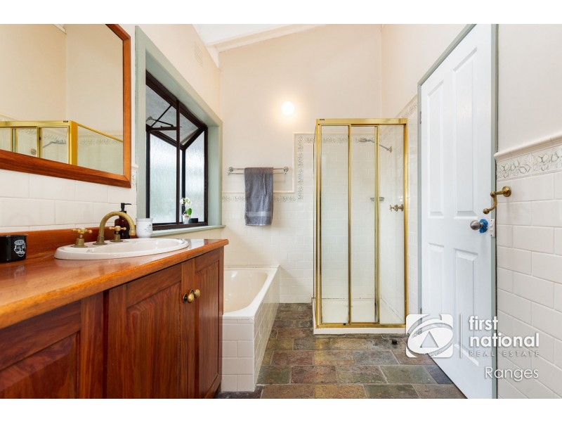 5 Waratah Avenue, Belgrave VIC 3160