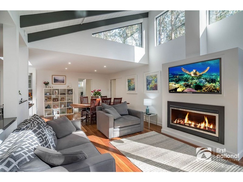 24 Warwick Farm Road, Olinda VIC 3788