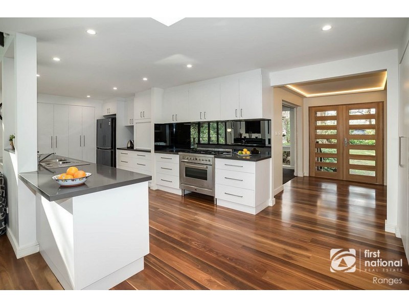 24 Warwick Farm Road, Olinda VIC 3788