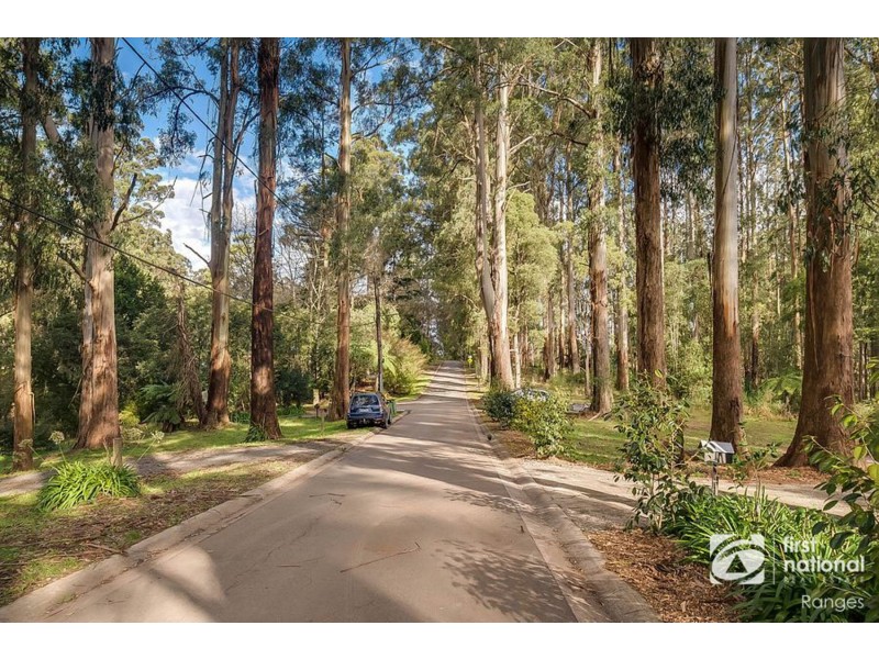 24 Warwick Farm Road, Olinda VIC 3788