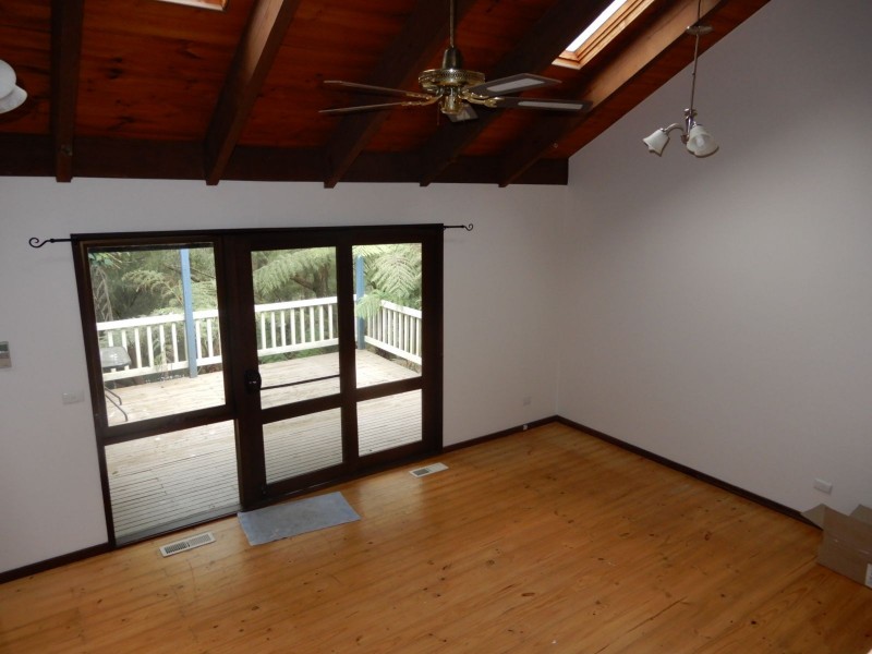 5 Colin Avenue, Cockatoo VIC 3781