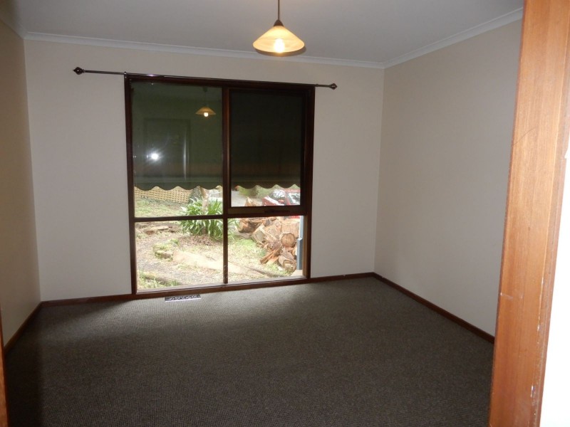 5 Colin Avenue, Cockatoo VIC 3781