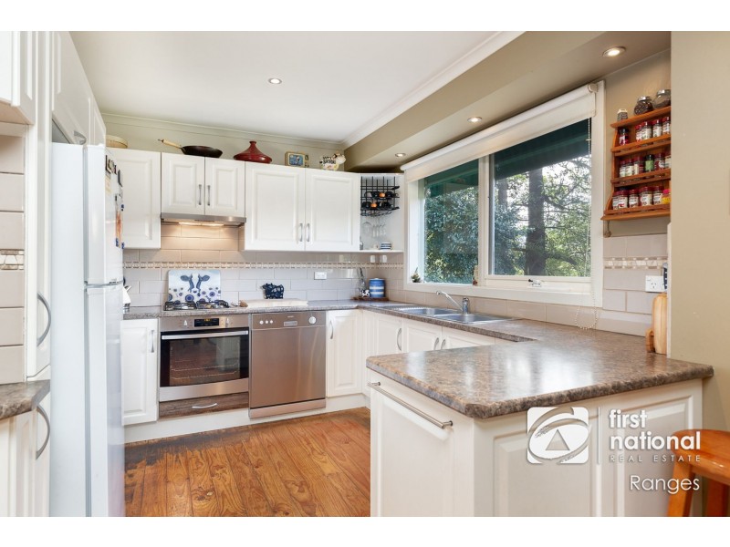 41 Second Avenue, Cockatoo VIC 3781