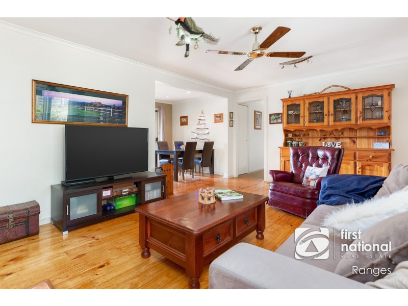 41 Second Avenue, Cockatoo VIC 3781