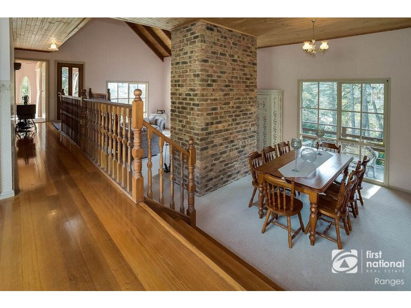 6 Cedar Grove, Selby VIC 3159