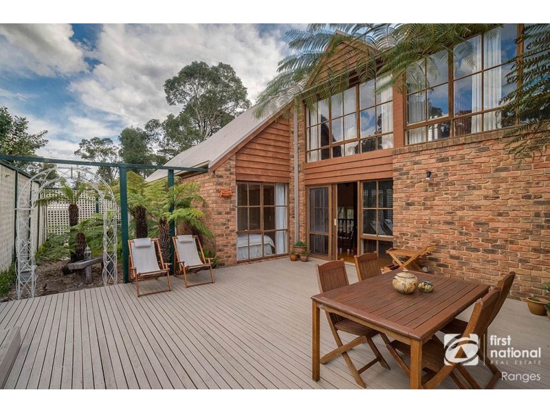 6 Cedar Grove, Selby VIC 3159