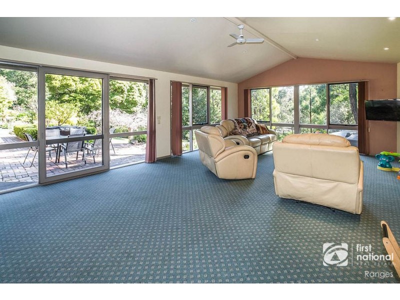 20 Aura Vale Road, Menzies Creek VIC 3159