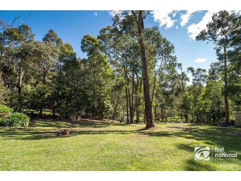 20 Aura Vale Road, Menzies Creek VIC 3159