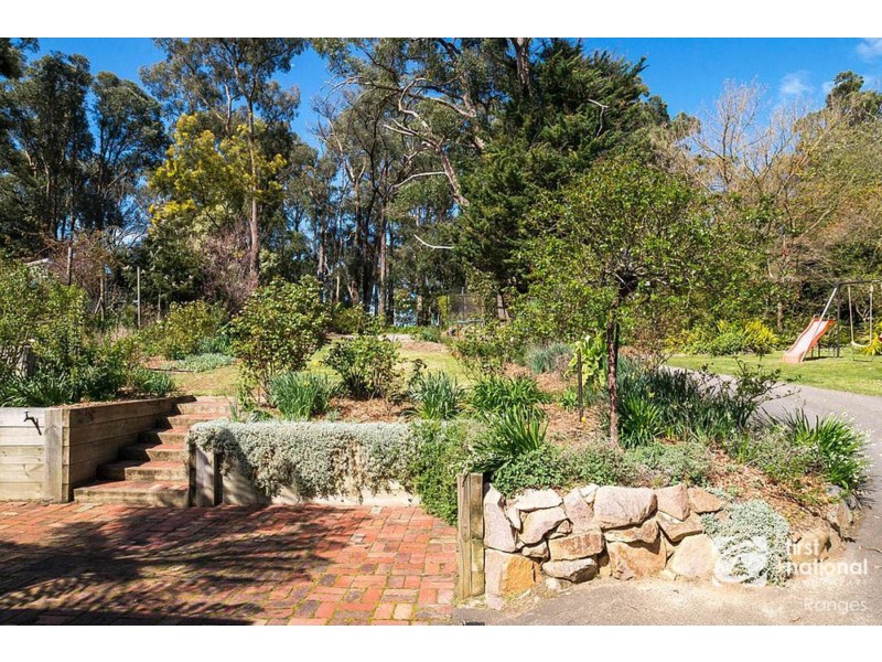 20 Aura Vale Road, Menzies Creek VIC 3159