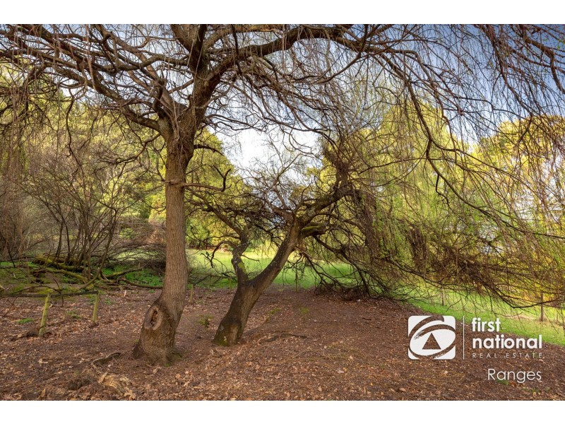 11 Paternoster Road, Emerald VIC 3782