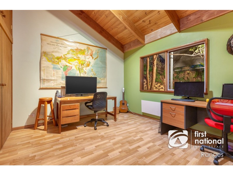 11 Paternoster Road, Emerald VIC 3782