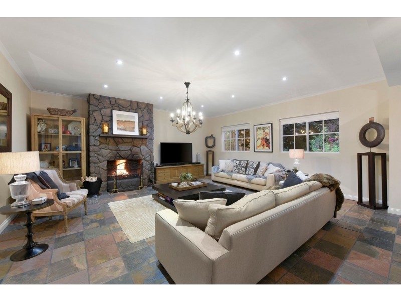 67 The Crescent, Sassafras VIC 3787