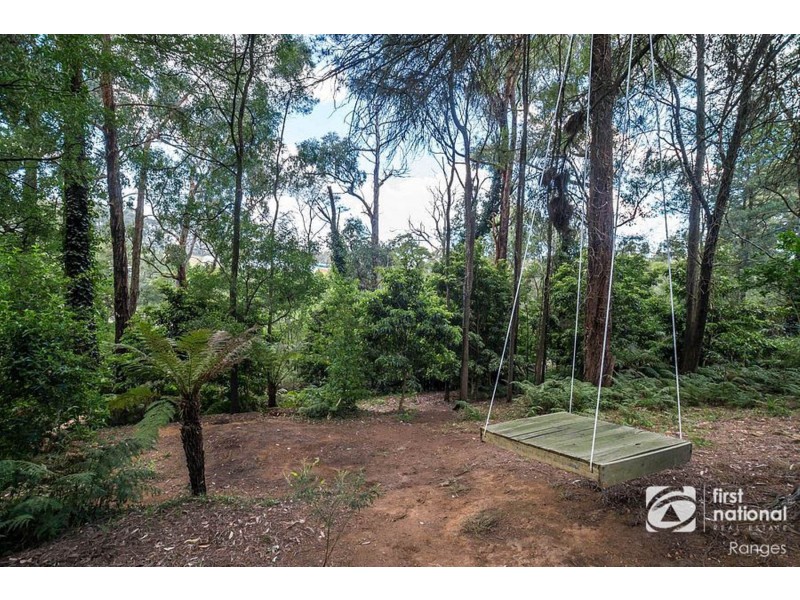 92 Moores Road, Monbulk VIC 3793