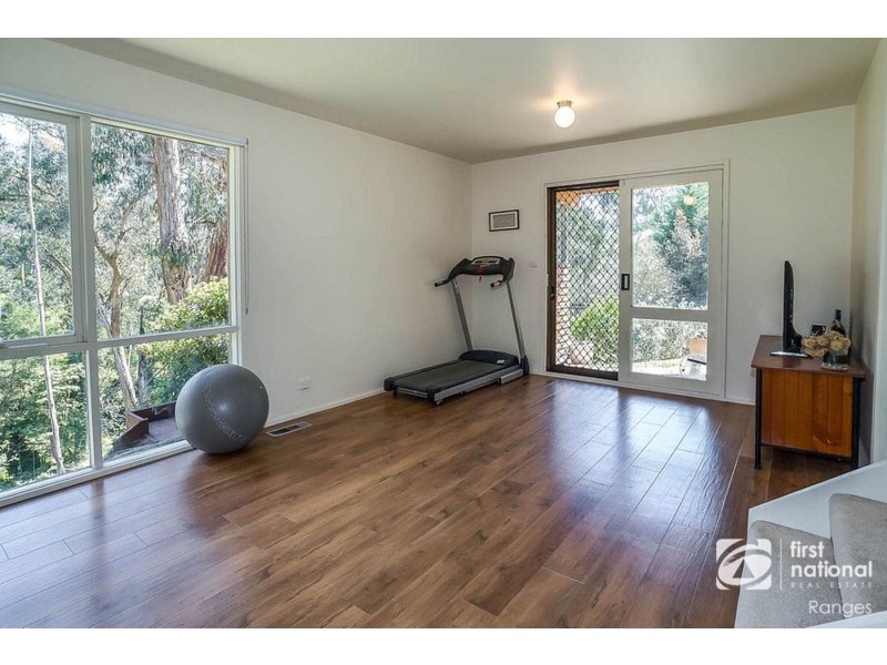 16 Avonside Road, Belgrave Heights VIC 3160