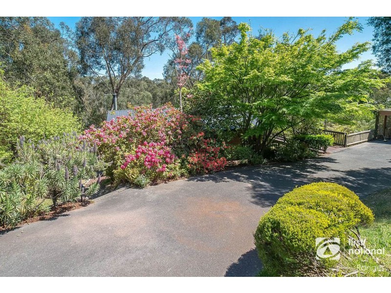 16 Avonside Road, Belgrave Heights VIC 3160
