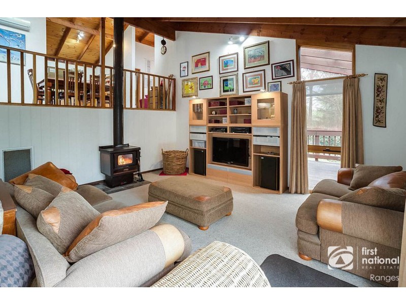 15 Waratah Avenue, Belgrave VIC 3160