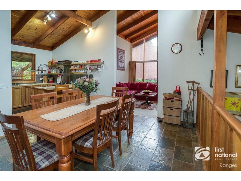 15 Waratah Avenue, Belgrave VIC 3160